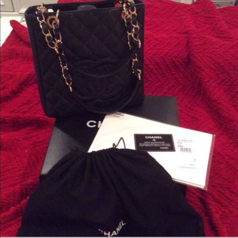 🚫SOLD🚫CHANEL AUTHENTIC Shopping Bag-Caviar Black - Picture 4 of 7